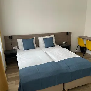 Hotel Res Budapest